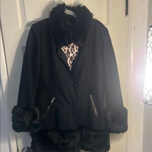 Elegant Black Faux Fur Trimmed Women's Coat